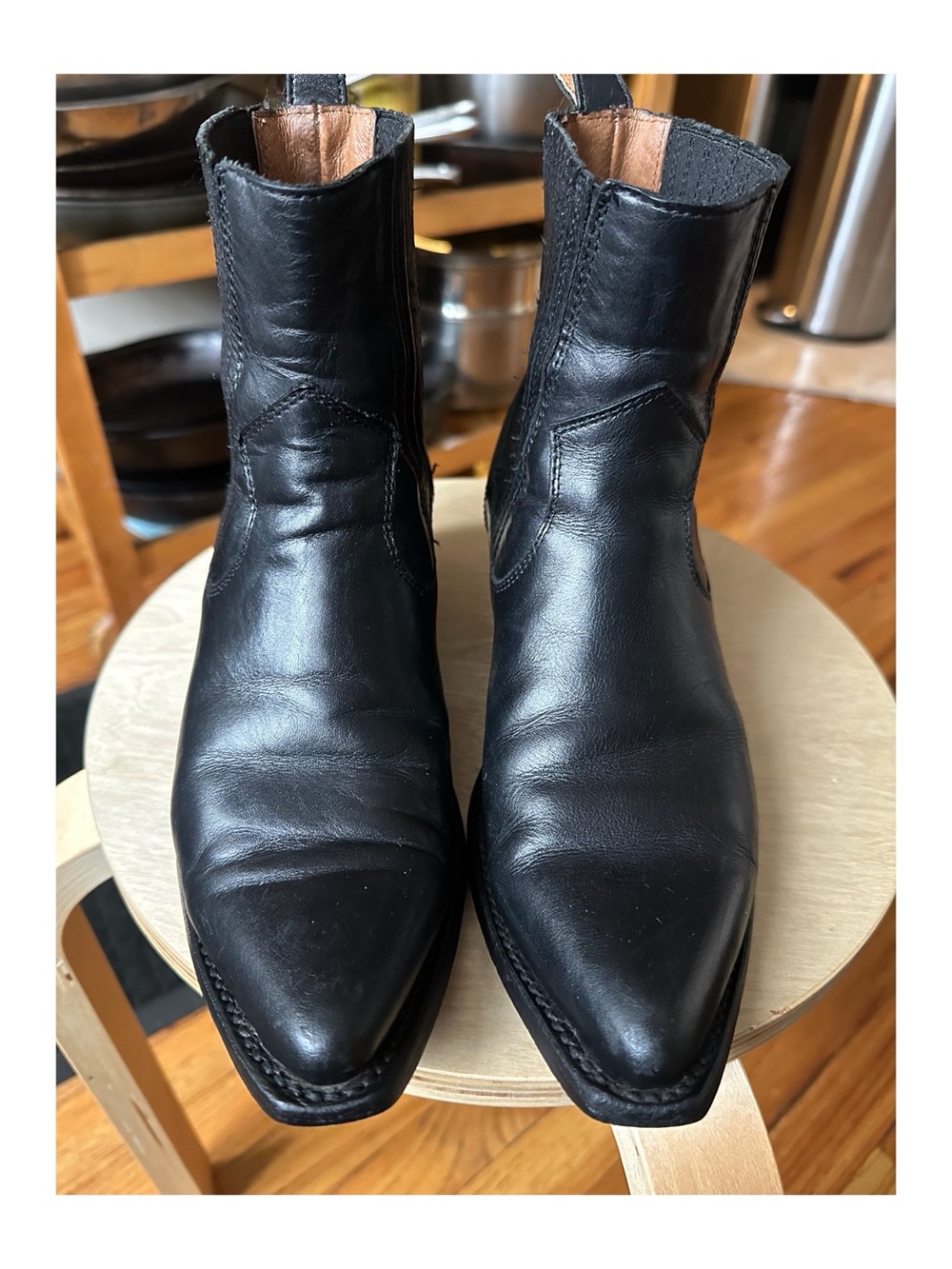 Frye Sacha Western Chelsea Boots Black Leather Pointed Toe Pull On Women Size 7